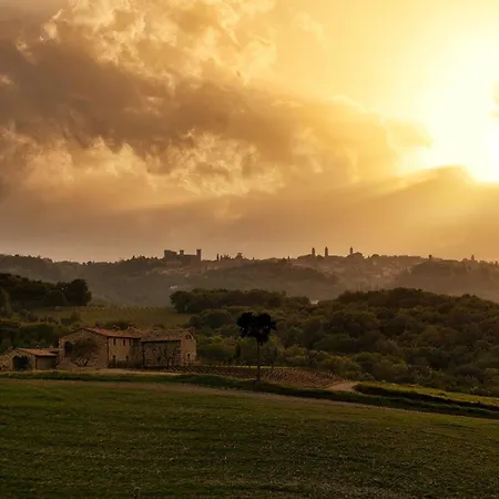 Casanova Di Neri Relais Agroturismo