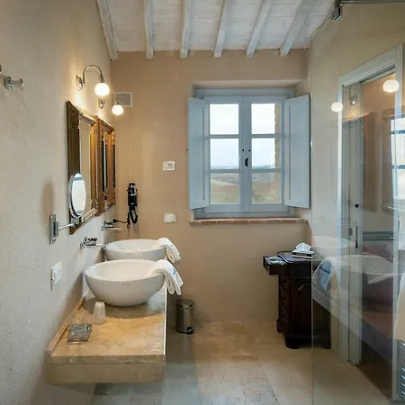 Κατάλυμα σε φάρμα Casanova Di Neri Relais