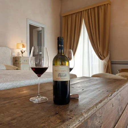 Casanova Di Neri Relais *